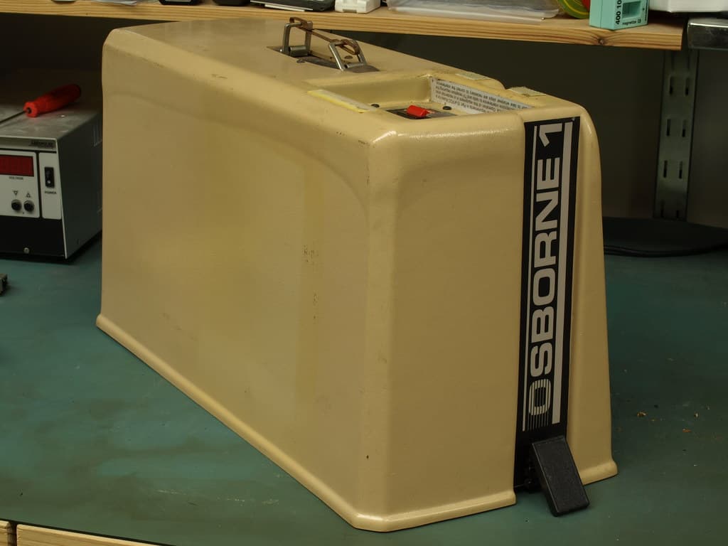 Osborne 1 Computer Teardown