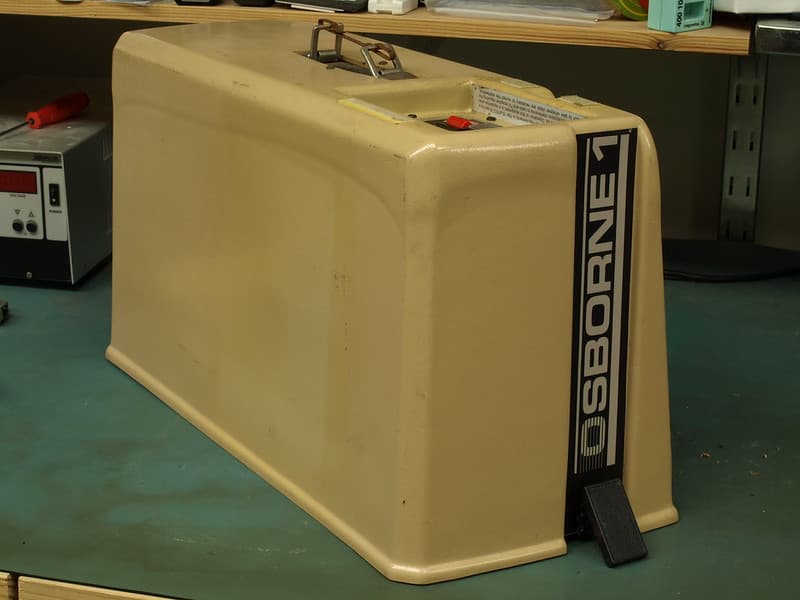 Osborne 1 Computer Teardown