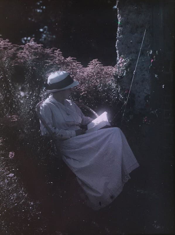 Lady reading in the garden. Paget Process colour portrait c.1915