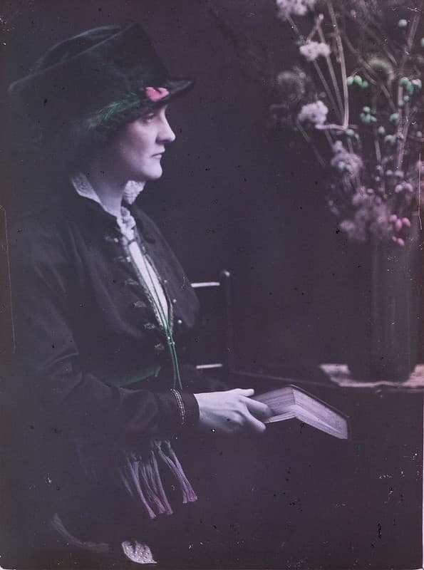 Early Paget Process colour portrait #2