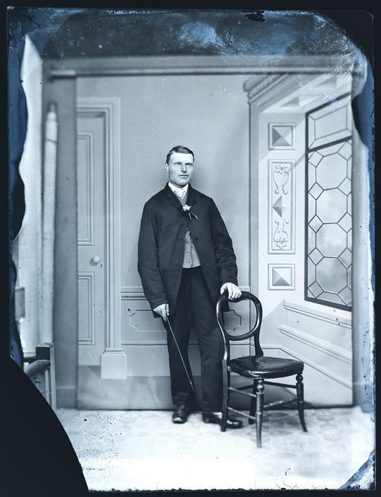 Collodion, glass, negative