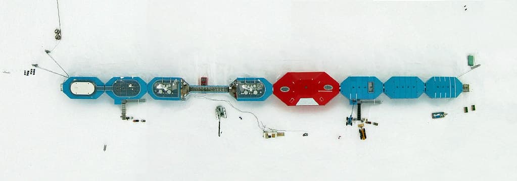 Halley VI Research Station, Halley VI, Brunt Ice Shelf, Caird Coast