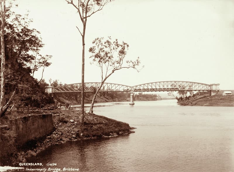 Train on Indooroopilly Railway Bridge, Brisbane, 1 October 1896