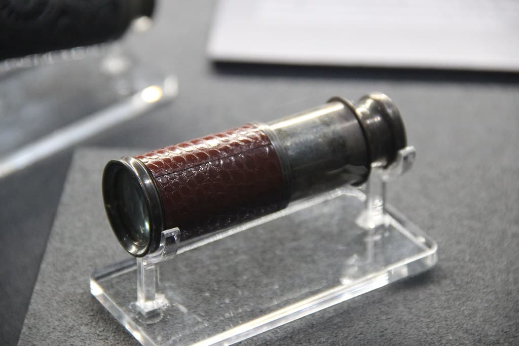 Qing Glass Telescope