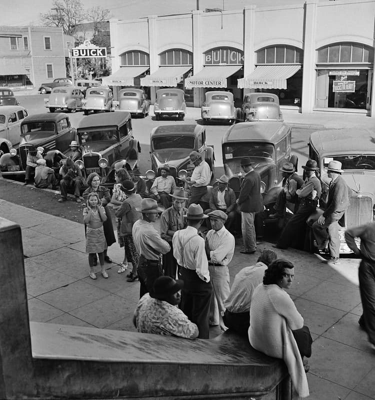 Californiahistory, classiccars, dorothealange