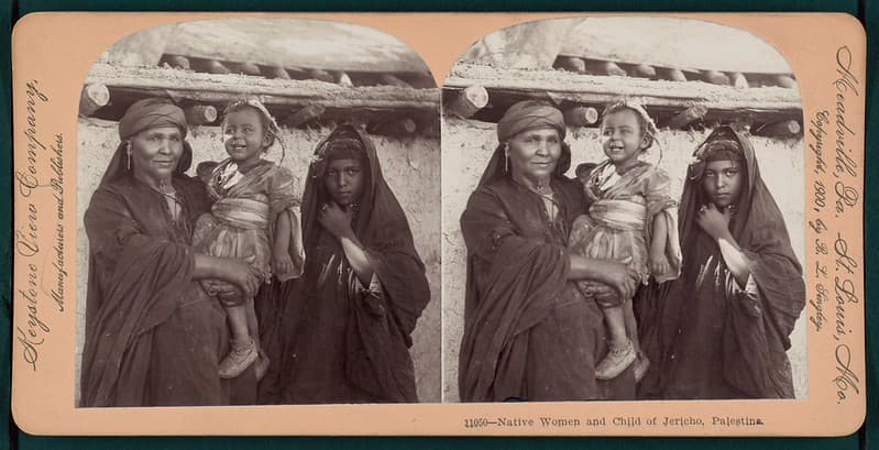 Native women and child of Jericho, Palestine, ca. 1900 (LOC)