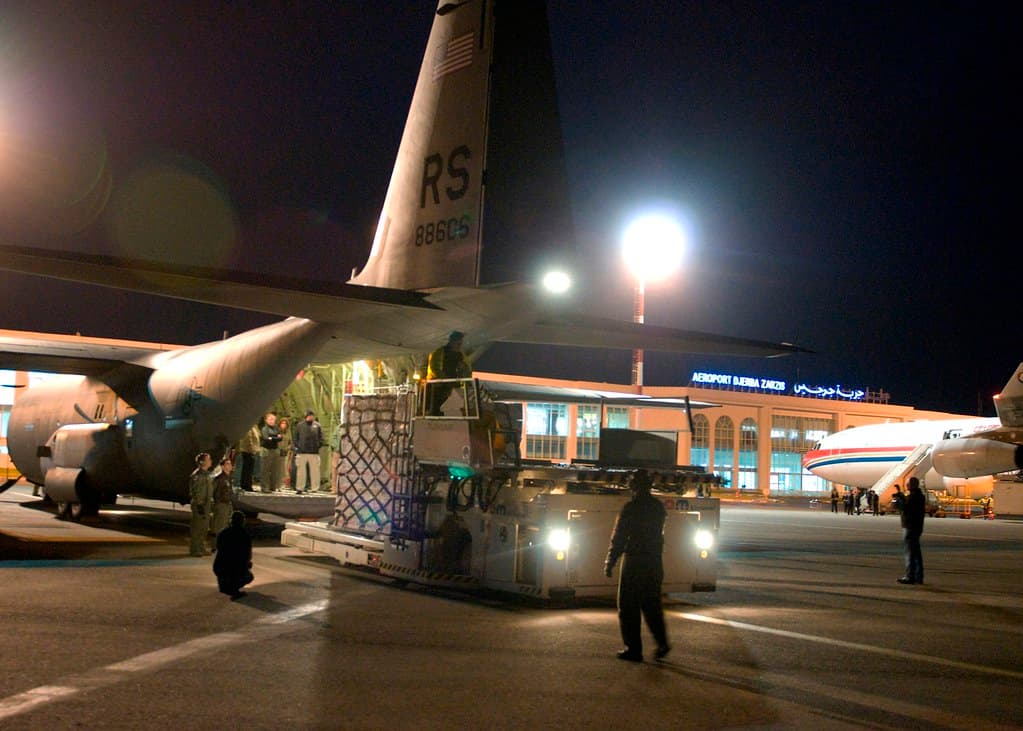 1st U.S. Military Aircraft Bring Displaced Egyptians Home