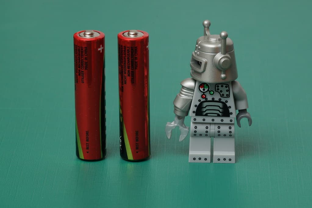 [105/365] Batteries included