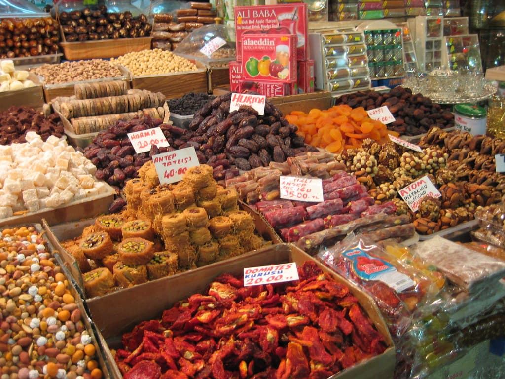 Arab spice market