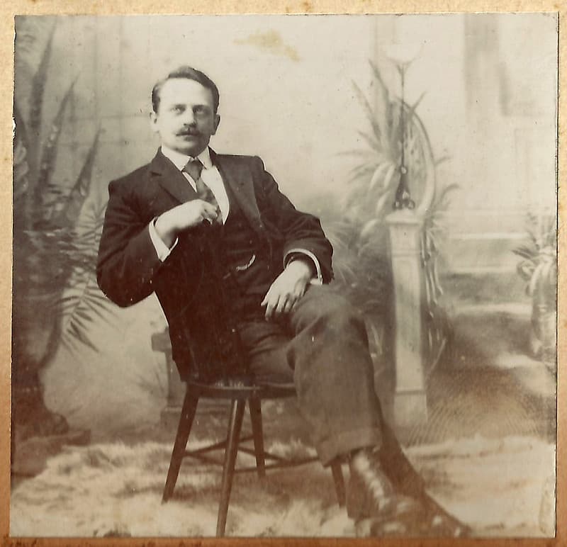 Unknown man, photo studio early 1900s