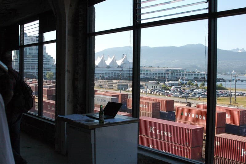 BarCamp Vancouver Checking out Workspace 26Jun06 - 4
