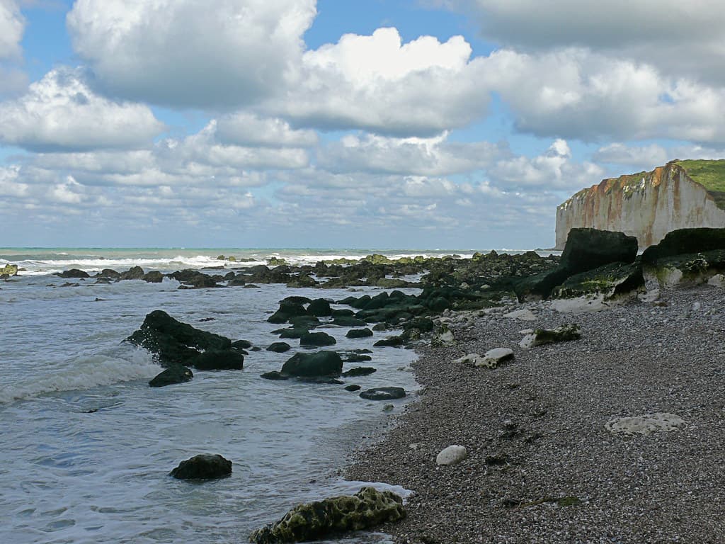 Beach, clouds, cloudy