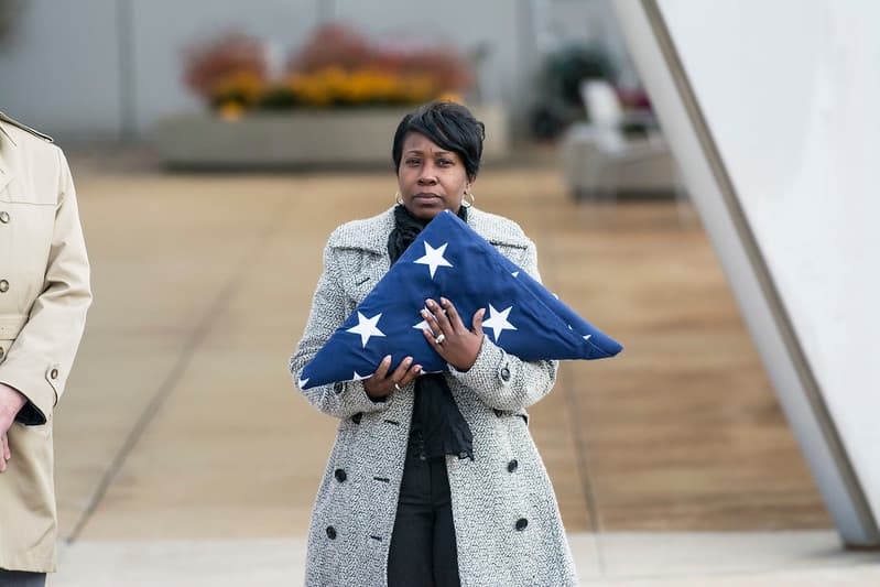 Army Reserve troops retire flag at Argonne National Laboratory
