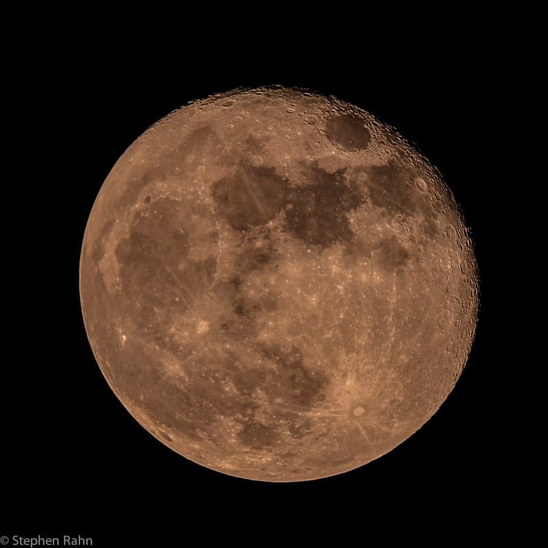 Moon, waninggibbous
