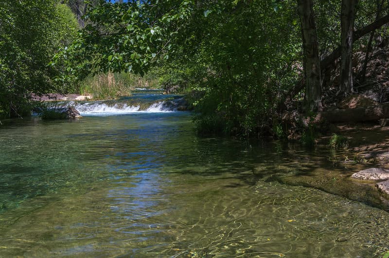 Waterfall Trail on Fossil Creek