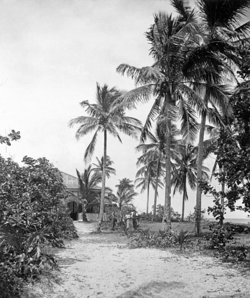 The Kiosk, Green Island, near Cairns, c 1935