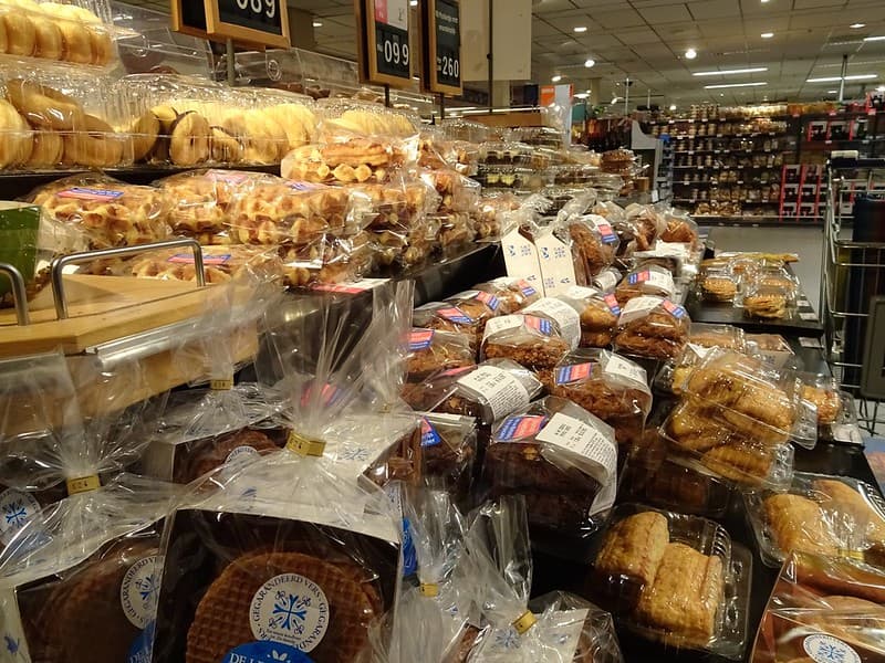 Delicious bakery shelf