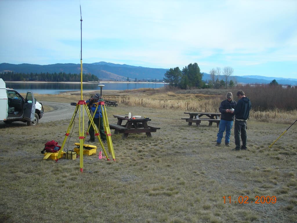 Setting up satellite equipment DSCN2201