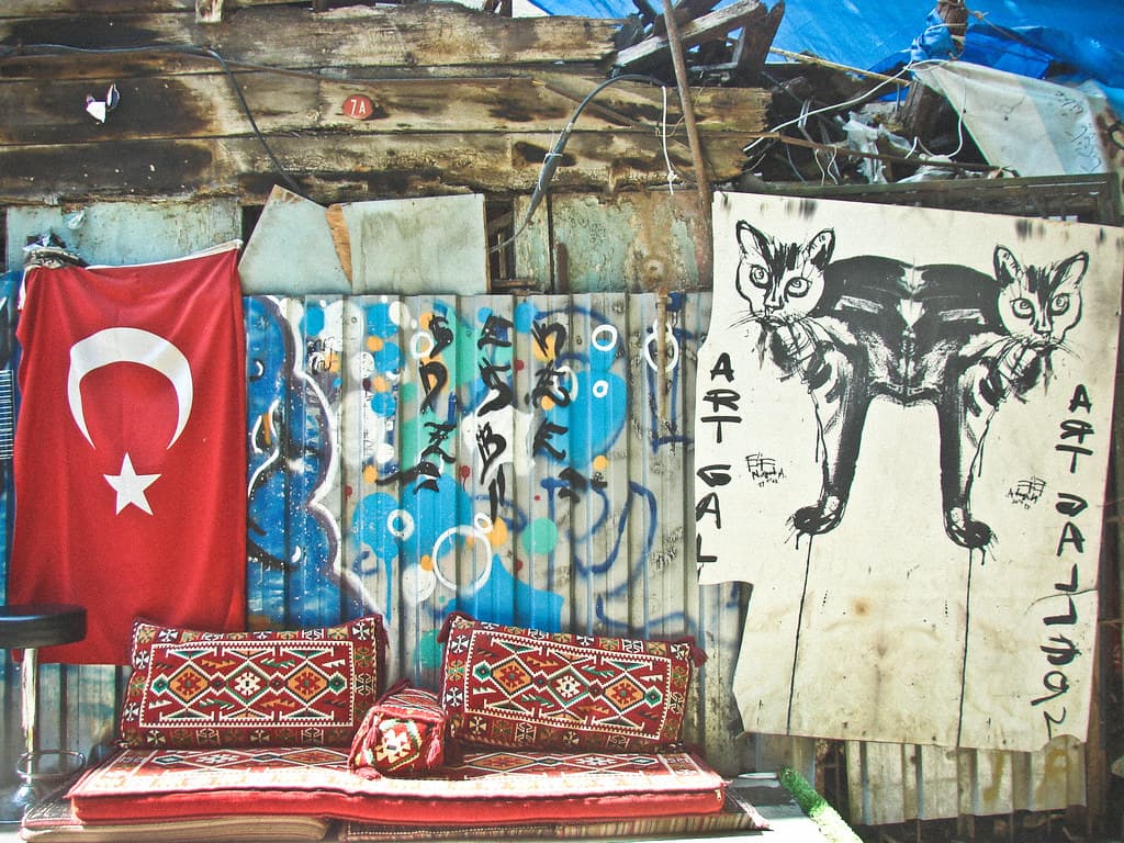Art, Graffiti, and Turkish Flag