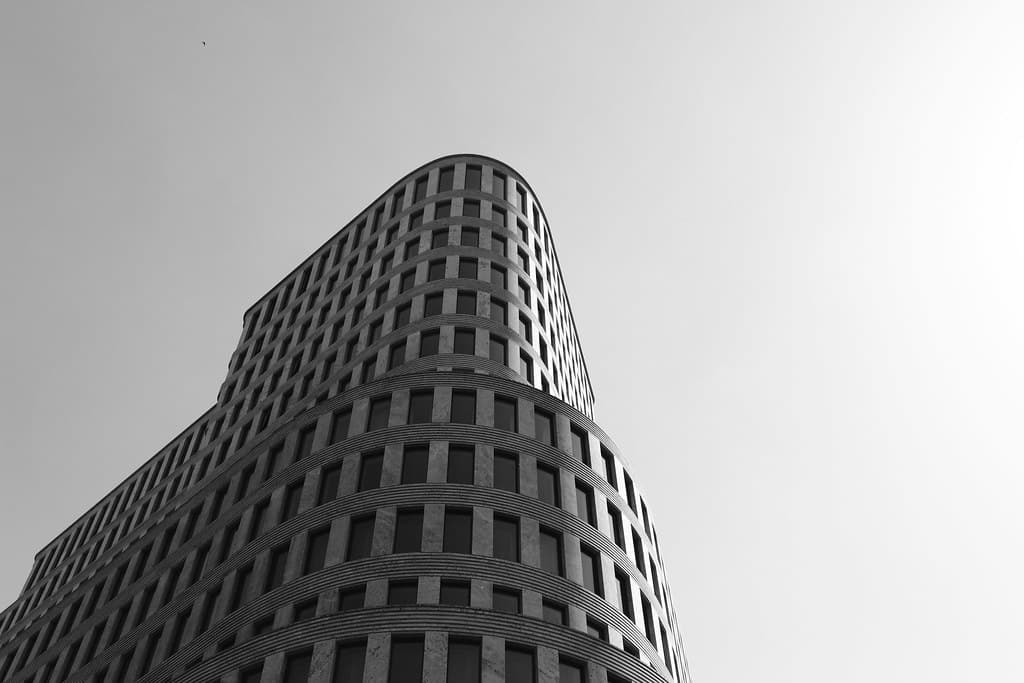 Curved Architecture