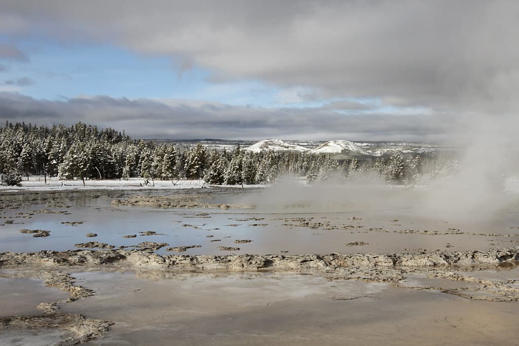 Platform of sinter at Great Fountain Geyser