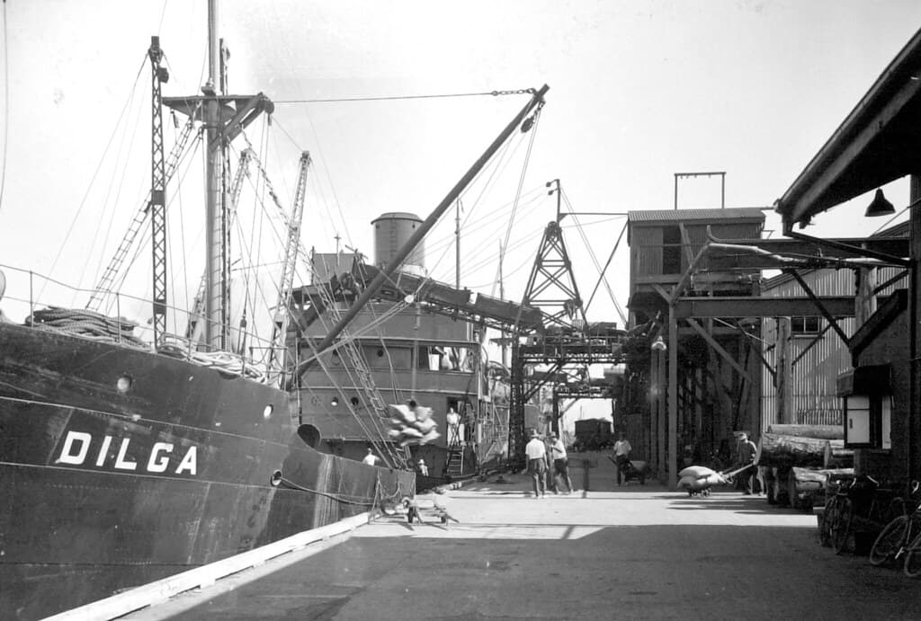 Sugar Loading Machinery, Cairns Wharf, NQ