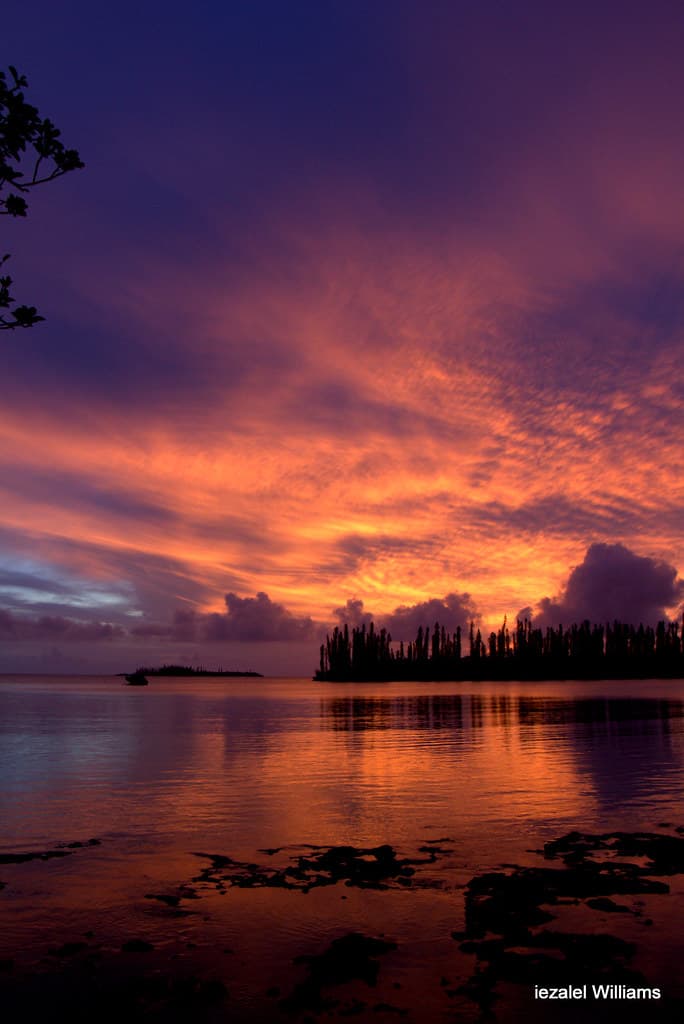 Pacific sunset 5 by iezalel williams IMG 0133