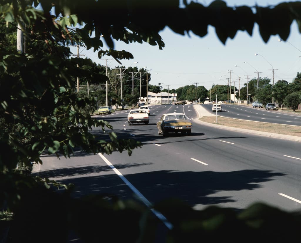 Ross River Road, Townsville City (1978)