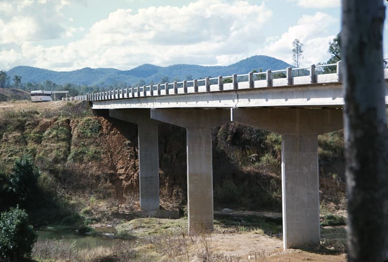 Kolan River Bridge, Bruce Highway (1975)