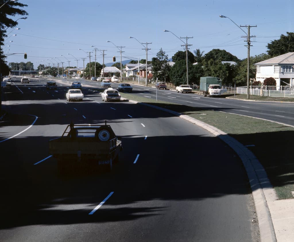 Ross River Road, Townsville City (1978)