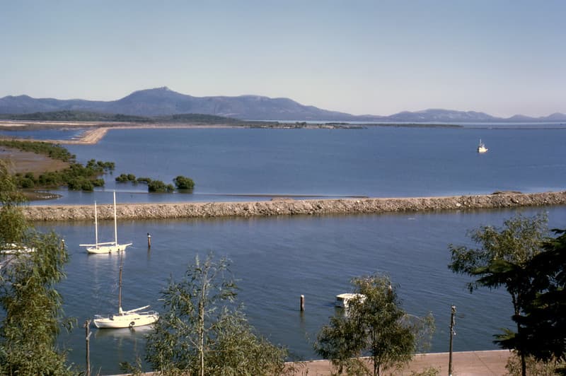 Gladstone Harbour (1973)