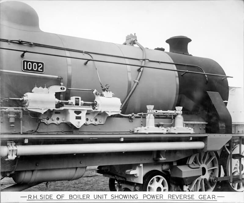 Archives, engine, glass