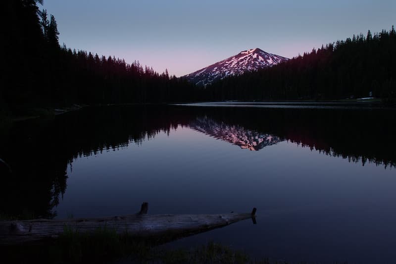 Sunrise at Todd Lake and Mt Bachelor, Oregon