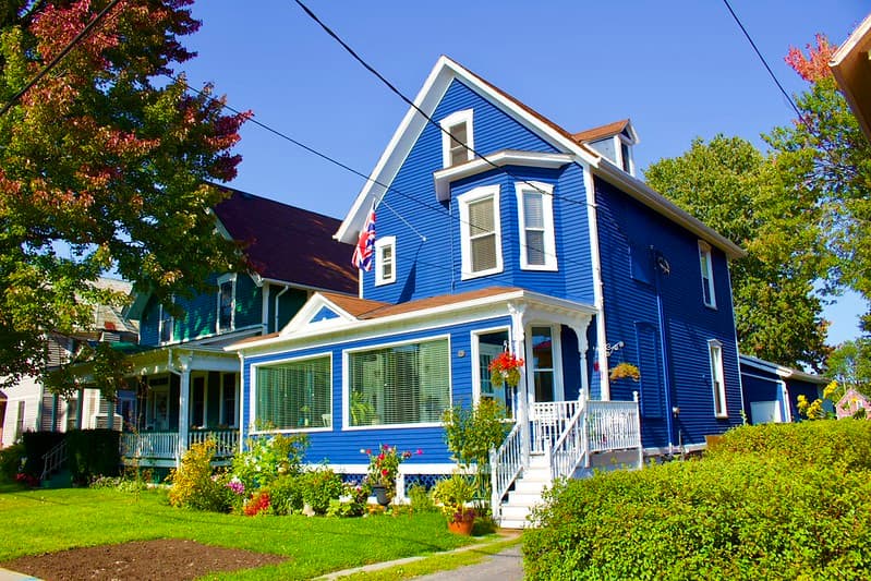 Kitchener Ontario - Canada- Cottage Style new Victoria Park.