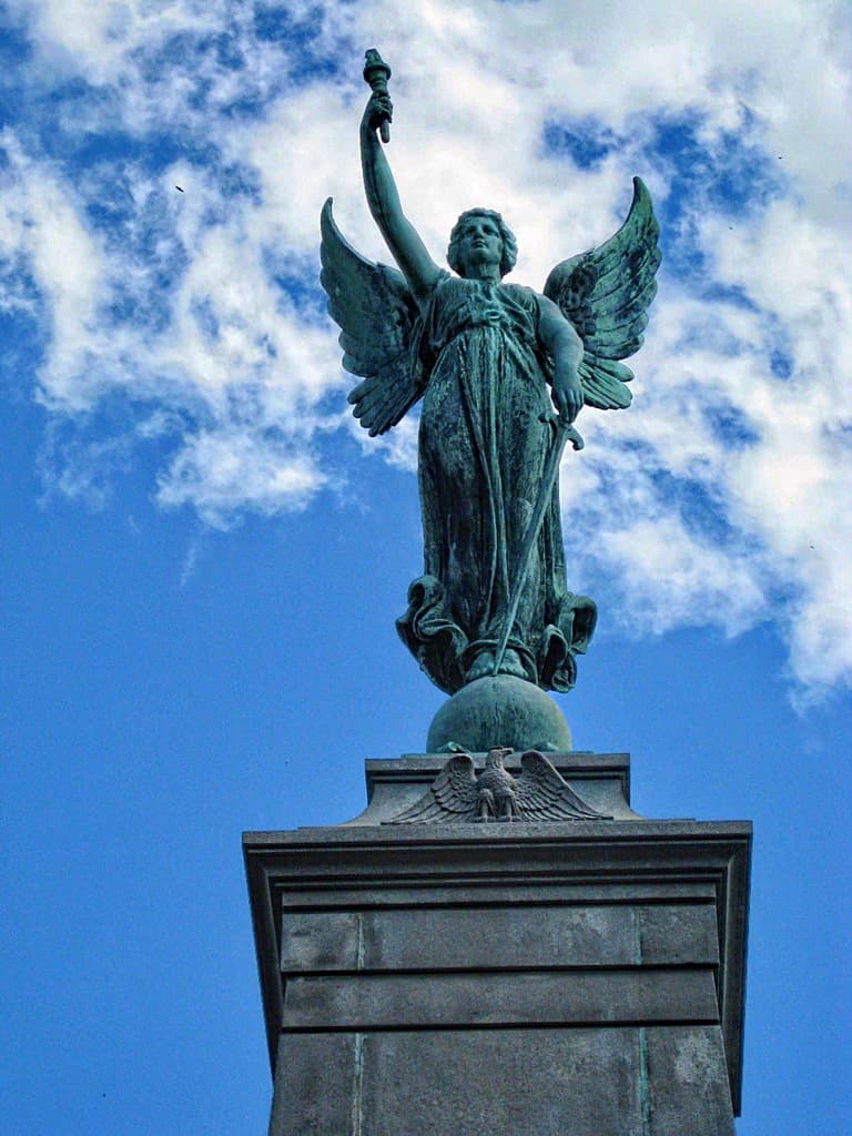 Princeton Illinois - Soldiers & Sailors Monument - Historic