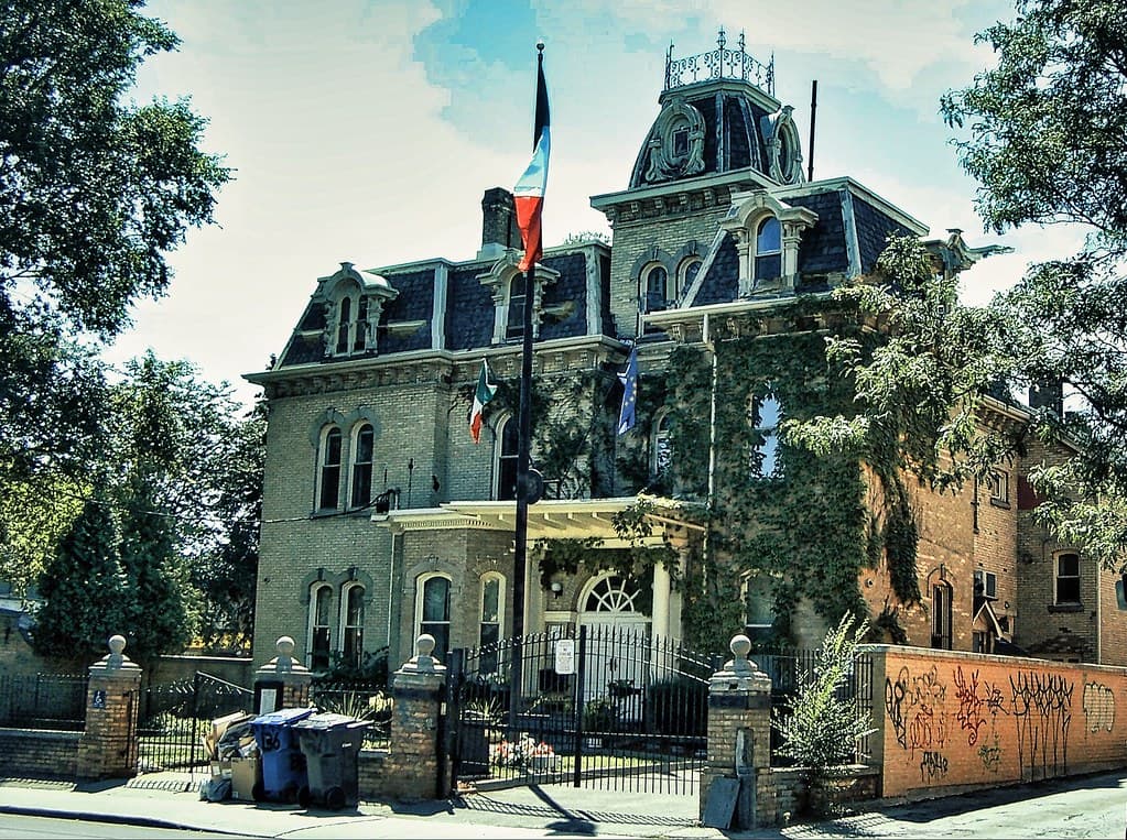 Architecture, attraction, beverly