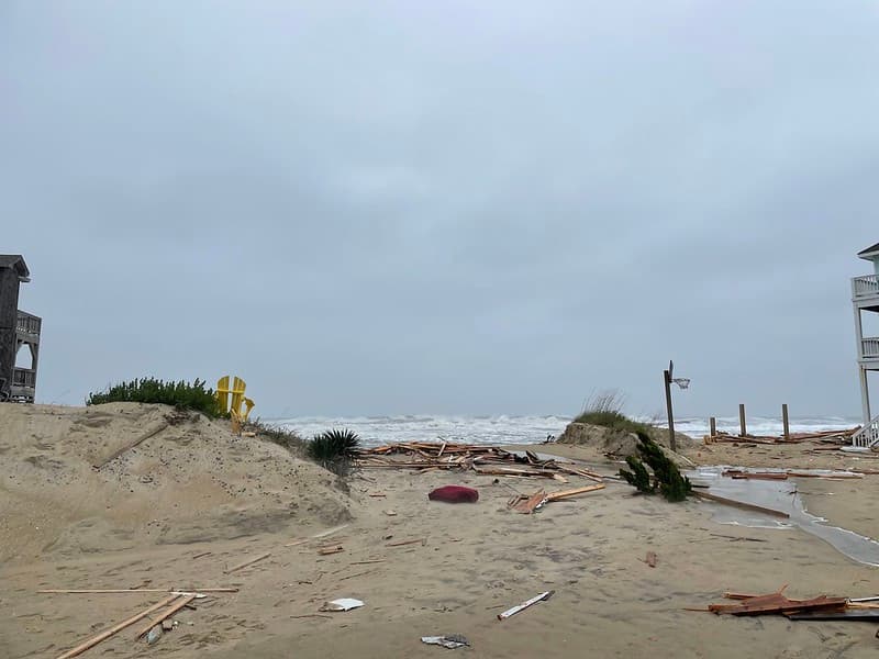 Site of home collapse at 24265 Ocean Dr, Rodanthe (1) 05-10-2022