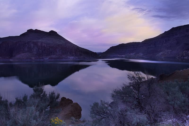 Twilight at the north end of Lake Owyhee, Oregon