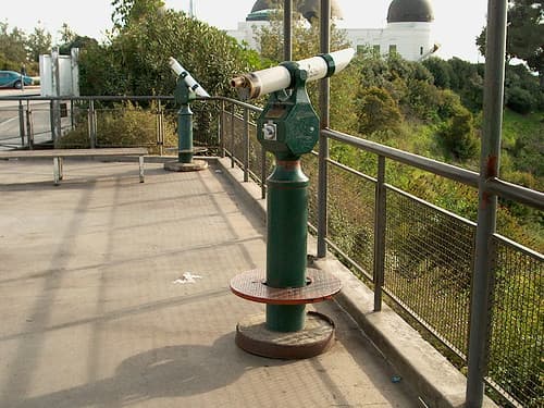07 Coin-operated Telescope, 25 Cents Per View in 2002