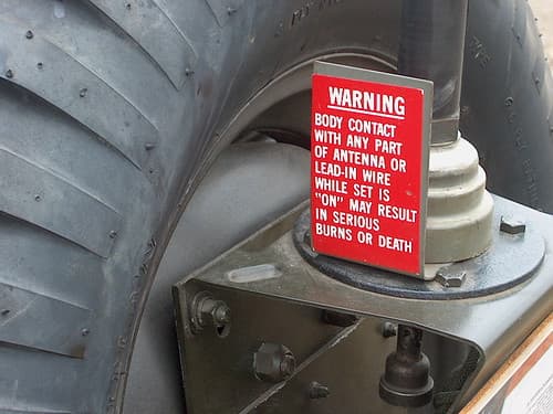 319 A Warning Label @ Jeep Antenna Bottom