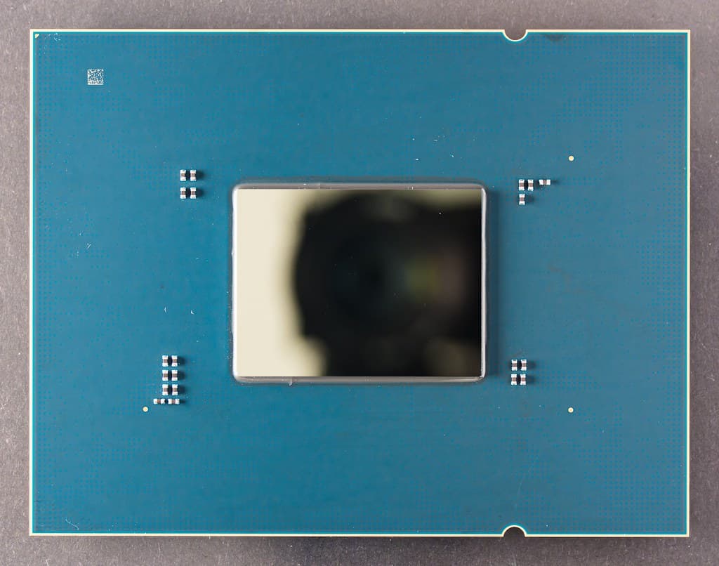 Baikal Electronics@16nmTSMC@ARMv8 A57@Baikal BE-S1000 DSCx01@VIS