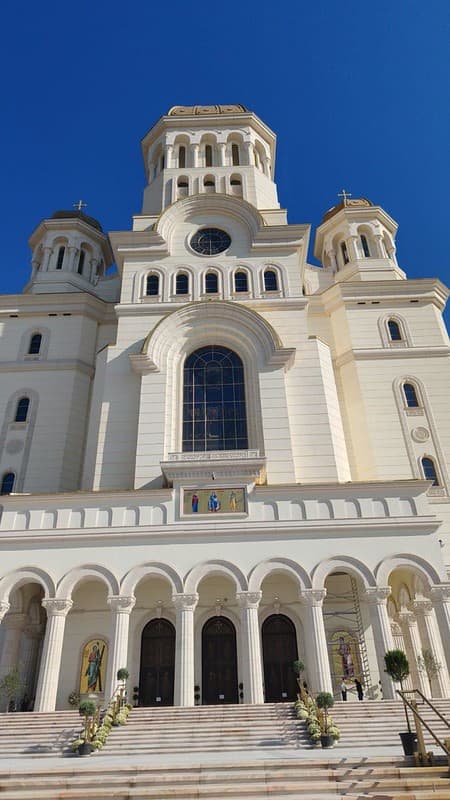 National Cathedral seen by my wife's smartphone (1)