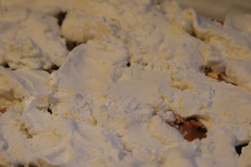 Midnight Kitchen making ice cream sandwiches 18July06 - 11