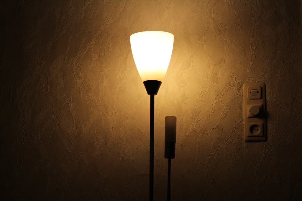 Dim light