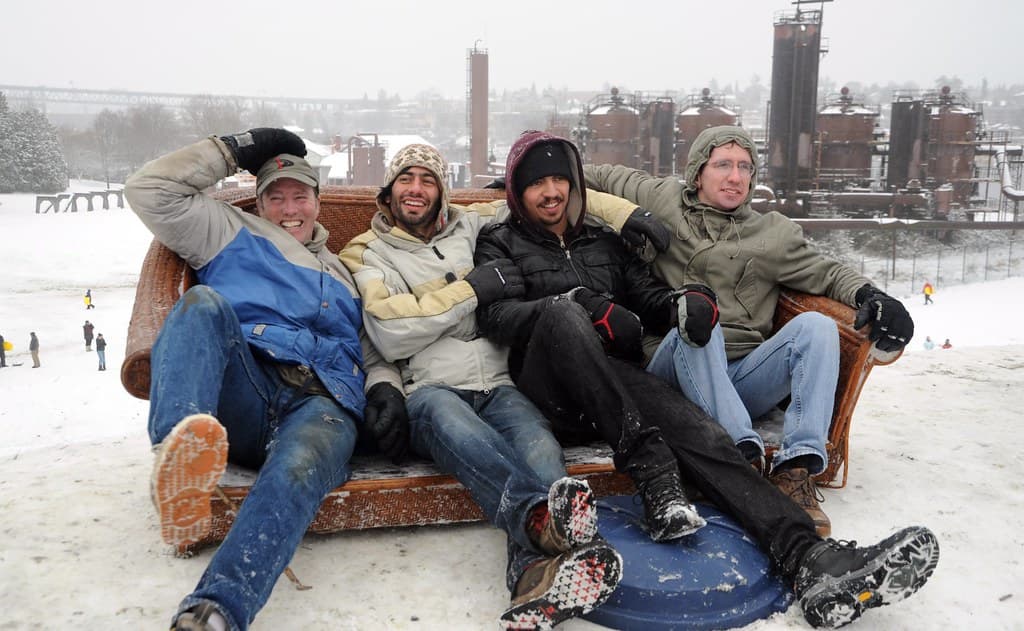 Guysintheirsofasled, couchsurfing, garbagecanlid