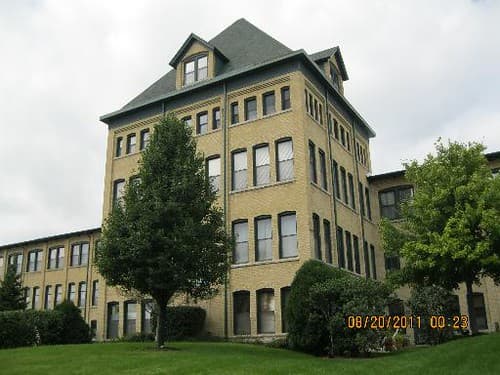 Shoe factory lofts