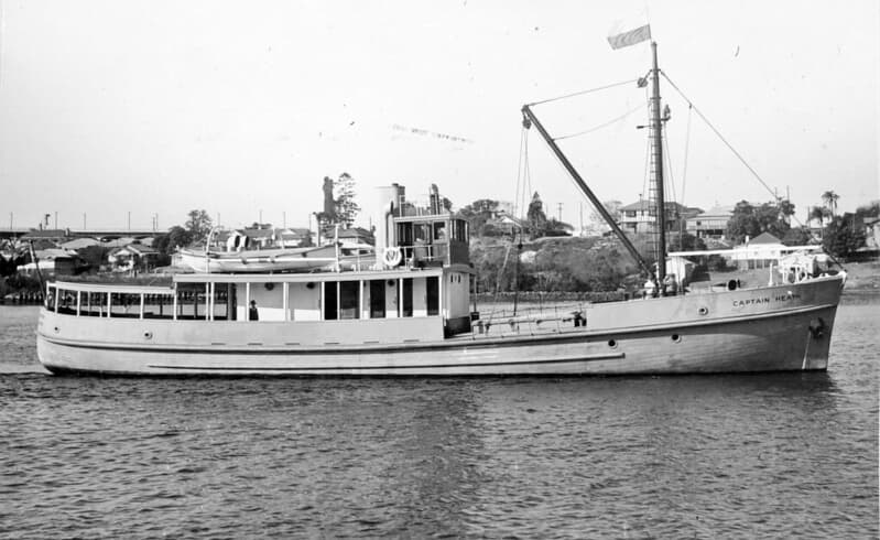 Brisbane pilot boat 'Captain Heath', Brisbane River, August 1946