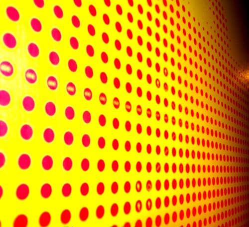 Capitalism, capitalismo, dots