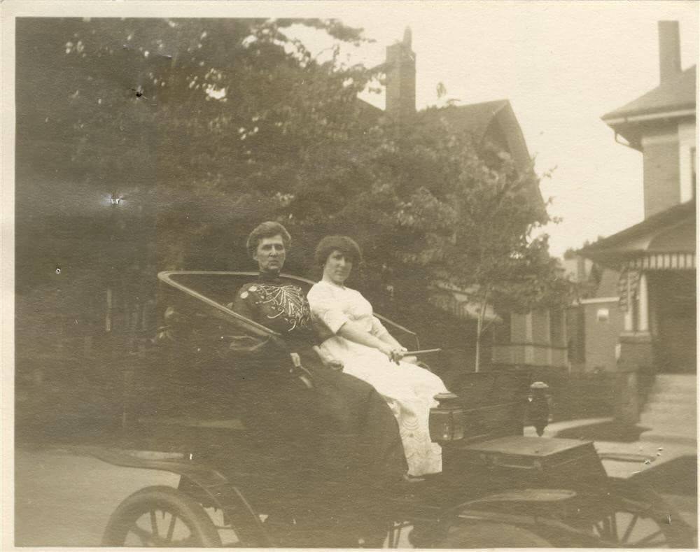 Women in Electric Car