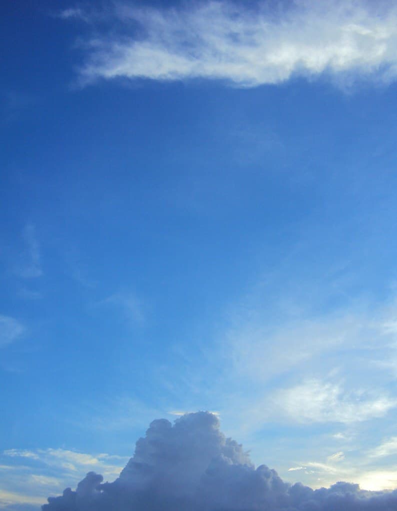 Head of the cloud pyramid
